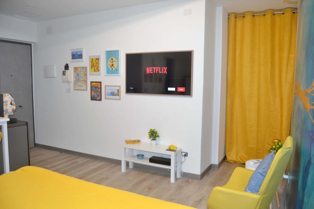 Room&Chiaia Napoli Exterior foto