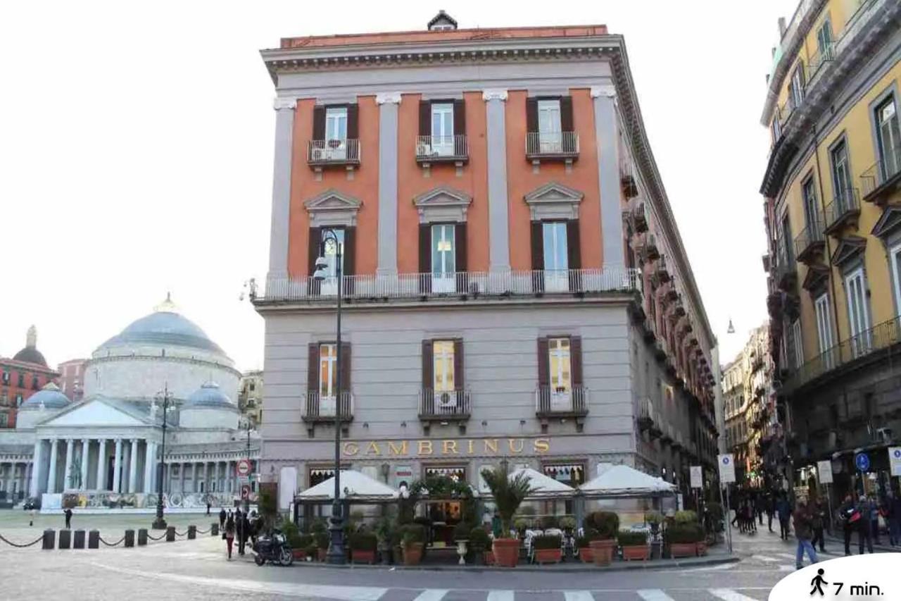 Room&Chiaia Napoli Exterior foto
